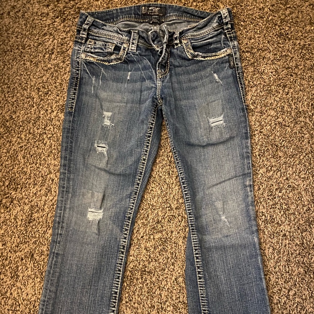 Silver capris. New without tags